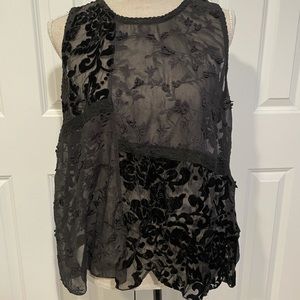 POL Lace & Velvet Top